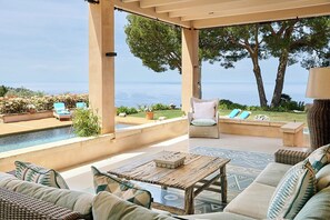 Terrace/patio - "villa in Mallorca. Infinite Blue Over the Mountains of the Serra de Tramuntana" (Deyá)