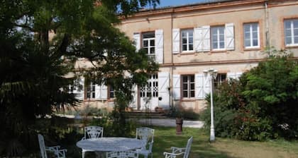 ChateĂąu de Faudade