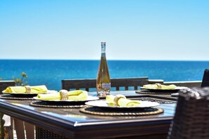 Outdoor dining - Stunning Waterfront Views, Beach steps away! (Wellfleet)