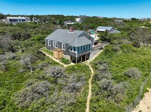 Exterior - Stunning Waterfront Views, Beach steps away! (Wellfleet)