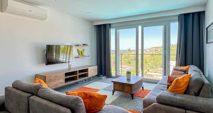 Lavender Poolside D3 – Stunning Seaview Apt with Private Pool & Terrace