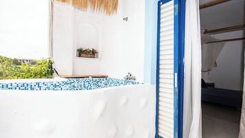 Deluxe-Studio, Whirlpool | 1 Schlafzimmer, kostenloses WLAN