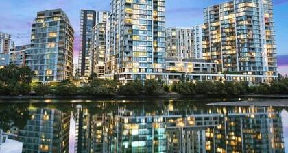 Stunning Riverview 3Bedroom Apt/Wolli Creek/Great Transport links/Free Parking