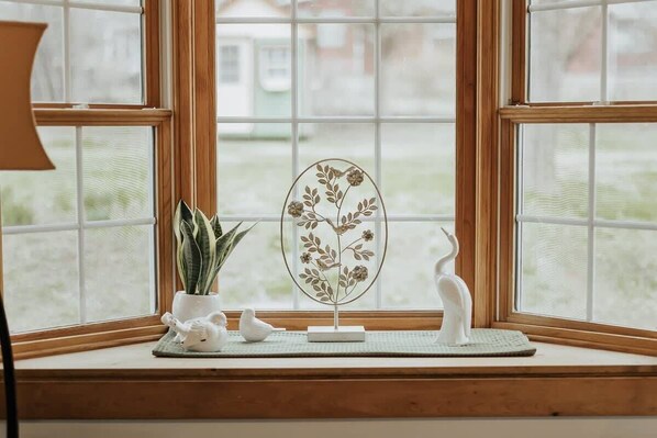 Interior - Charming IU Cottage: Near Campus, Sleeps 8! (Bloomington)