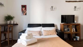1 chambre, fer et planche à repasser, Wi-Fi, draps fournis