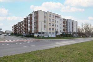 Exterior - Modern Studio with Balcony | Close to Nature (Katowice)
