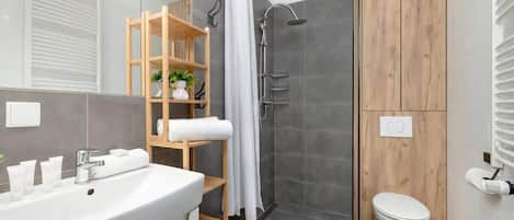 Shower, hair dryer, shampoo