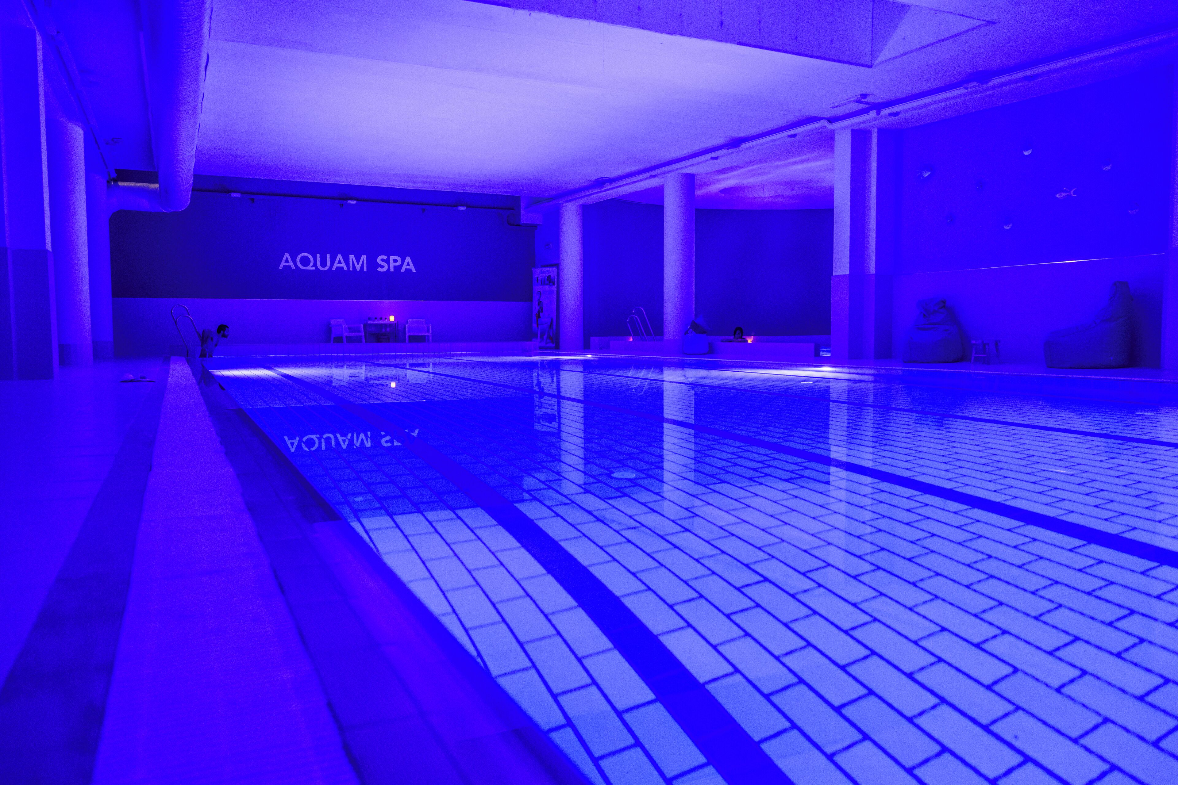 Espace de soins pour les couples, sauna, bain à remous