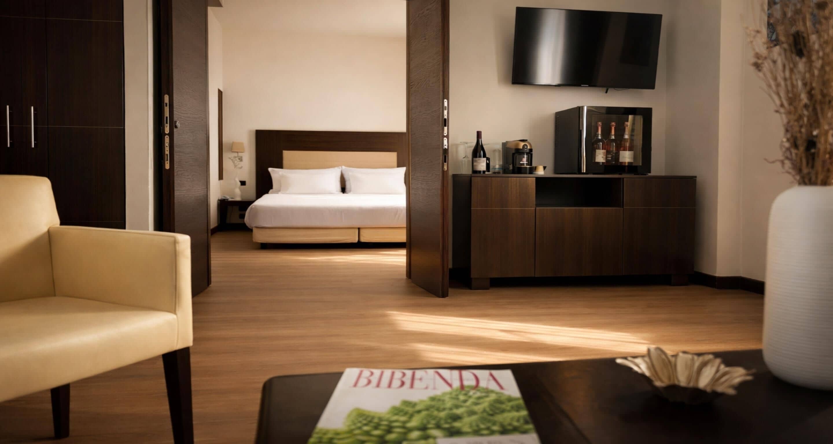 Suite, 1 King Bed, Non Smoking