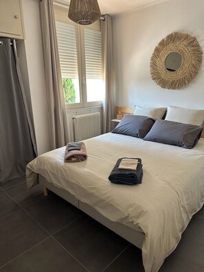 3 bedrooms, free WiFi, bed sheets