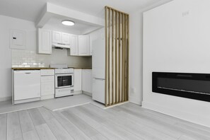 Kühlschrank, Geschirrspüler