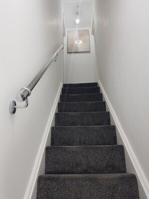 Interior - Holiday Let - Entire Modern Home in Medway (Gillingham)