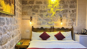 Standard Room | 1 bedroom, minibar, free WiFi