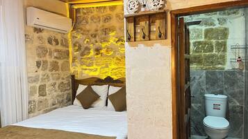 标准房 | 迷你吧、免费 WiFi