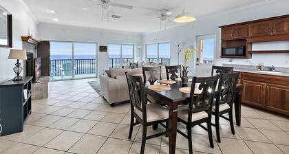 Dolphin View Oceanfront Home with Rooftop Deck