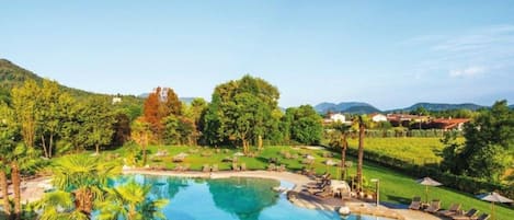 Piscina all'aperto