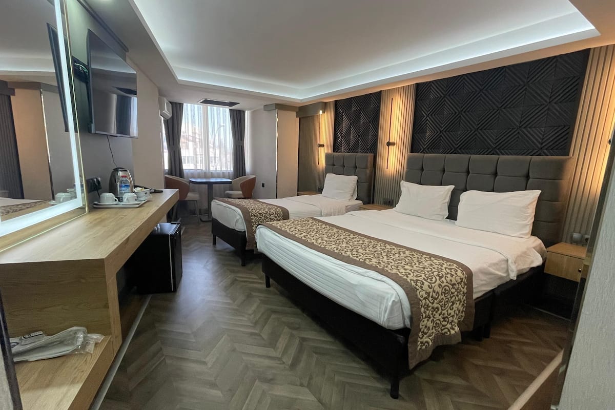 1 bedroom, in-room safe, soundproofing, free WiFi