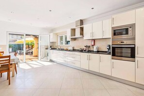 Villa (5 Bedrooms) | Intérieur