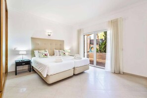 Villa (5 Bedrooms) | Intérieur