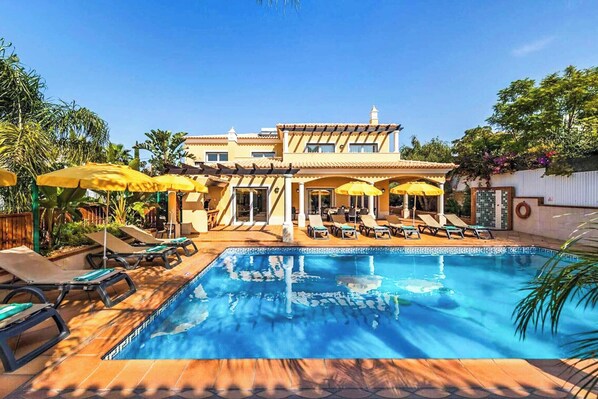Villa (5 Bedrooms) | Intérieur