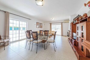 Vila (3 Bedrooms) | Interior