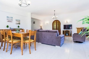 Villa (3 Bedrooms) | Interior