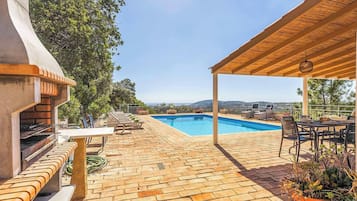 Stórt einbýlishús (3 Bedrooms) | Að innan