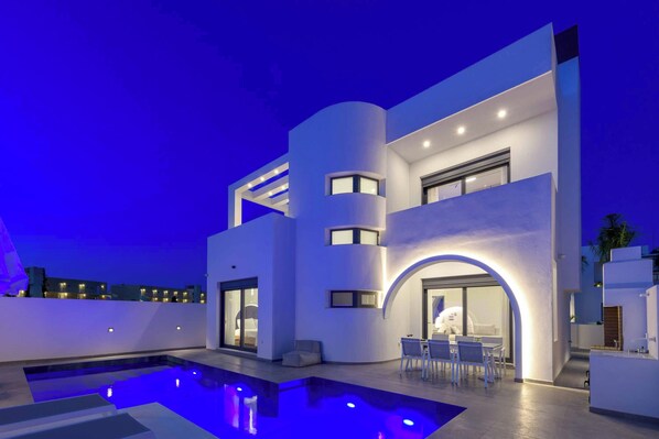 Villa (3 Bedrooms) | Udendørsområde