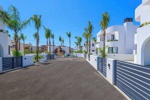 Villa (3 Bedrooms) | Exterior