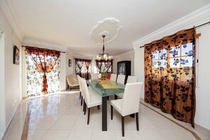 Villa (5 Bedrooms) | Interior - Villa Encosta do Sol (Albufeira)