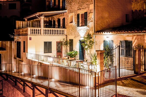 Fachada de la propiedad