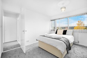 3 habitaciones, wifi gratis y ropa de cama 
