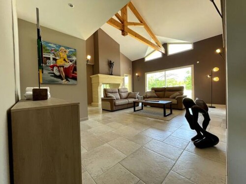 Magnifique villa avec piscine