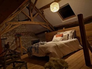 4 habitaciones, tabla de planchar con plancha, cuna de viaje y wifi 