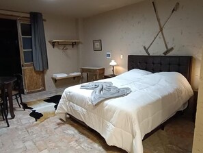 Luxury Suite, 1 Bedroom | Room amenity - Pousada Charqueada Costa do Abolengo (Pelotas)