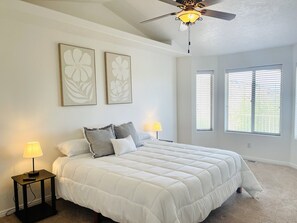 5 habitaciones, escritorio, tabla de planchar con plancha y wifi gratis