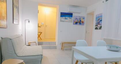 A due Passi dal Molo by Wonderful Italy - Apartment