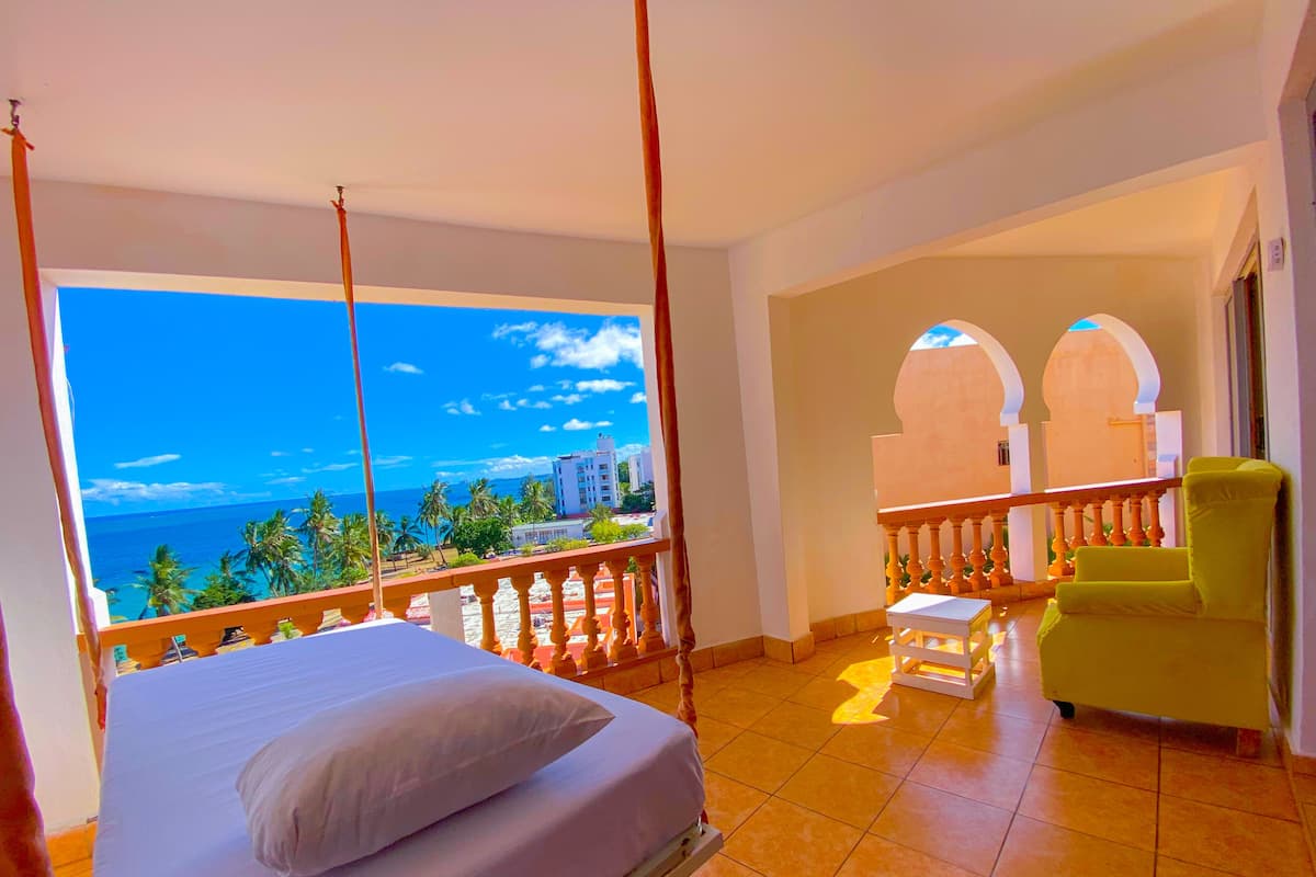 Beach/ocean view