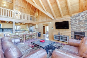 House (6 Bedrooms) | Interior