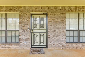 House (3 Bedrooms) | Interior - Cozy Family Retreat ~ 10 Mi to Downtown Birmingham (Bessemer)