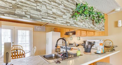 Cozy Family Retreat ~ 10 Mi to Downtown Birmingham
