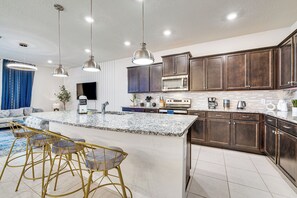 ハウス (Multiple Bedrooms) | 内装