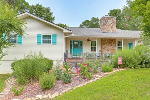 House (3 Bedrooms) | Front of property