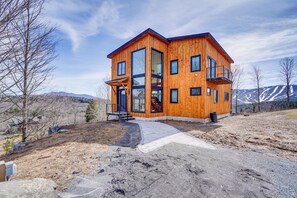 Villa (5 Bedrooms) | Fasade