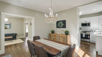 House (3 Bedrooms) | Front of property