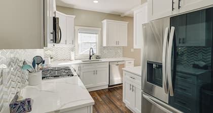 Riverfront Newton Vacation Rental Near Wichita!