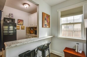 Apartment (0 Bedroom) | Interior - < 1 Mi to Downtown Conroe: Charming Apartment (Conroe)