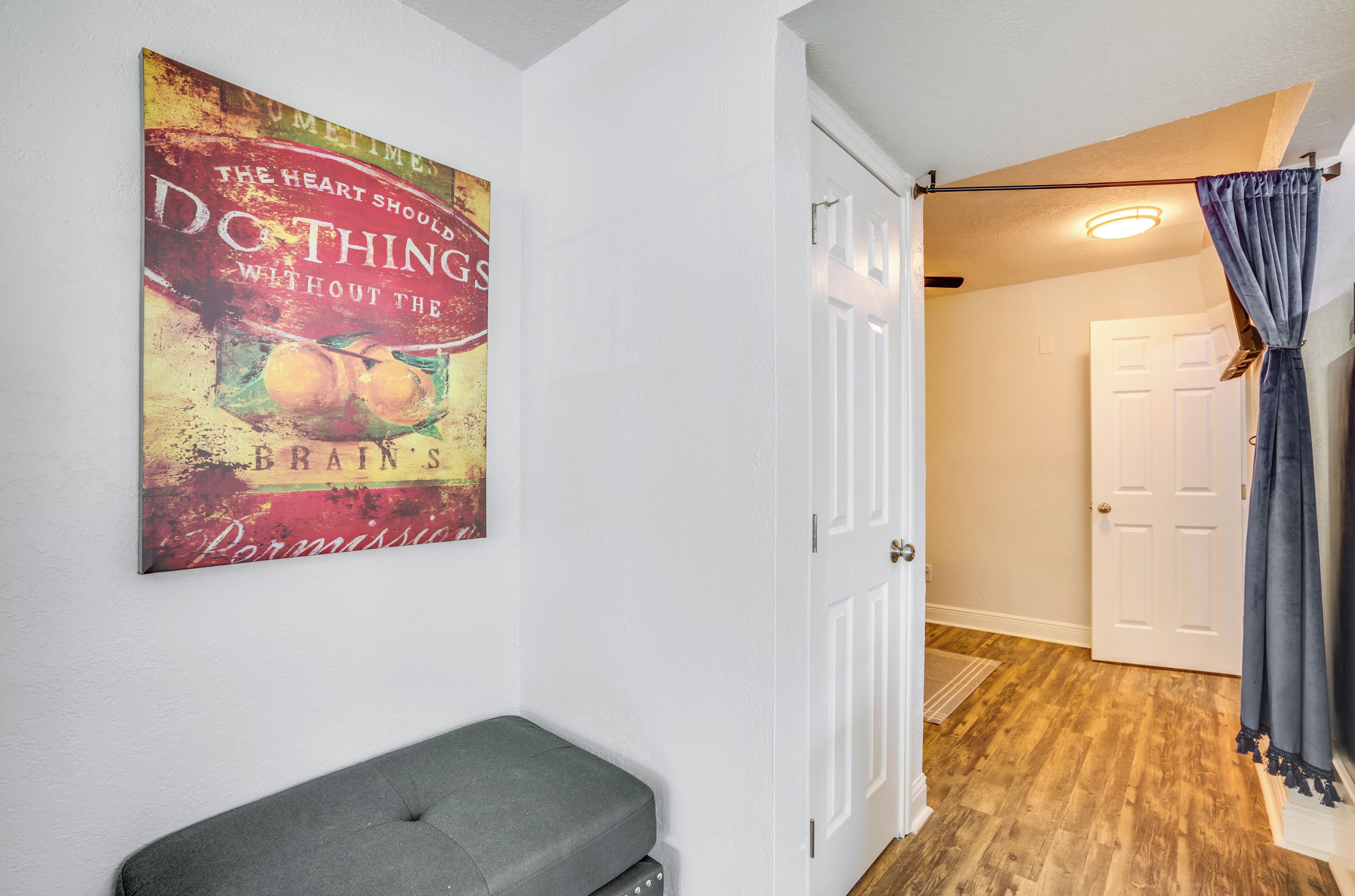 Apartment (0 Bedroom) | Interior