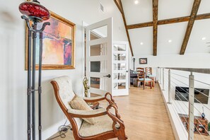 Interior - Newly Remodeled Lakefront Granbury Escape w/ Dock! (Granbury)