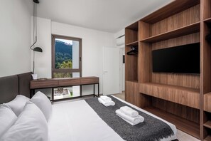 4 chambres, Wi-Fi gratuit, draps fournis